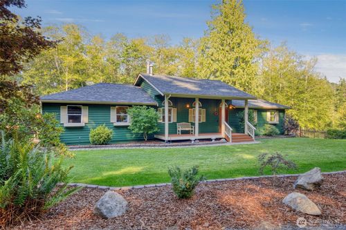 8430 Ne Country Woods Ln, Kingston, WA, 98346-9680 | Card Image