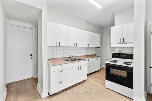 67 Ontario Ave, Hamilton, ON, L8N2X1 | Card Image