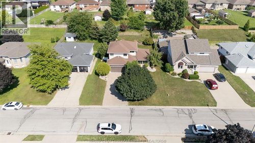 28 Carter Ave, Leamington, ON, N8H5E1 | Card Image