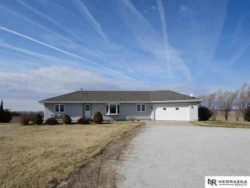 19000 Nw 98th St, Valparaiso, NE, 68065-8717 | Card Image