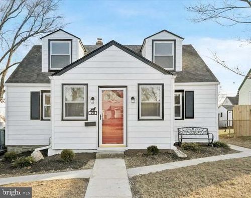 20 Neeld Ln, ASTON, PA, 19014-2009 | Card Image