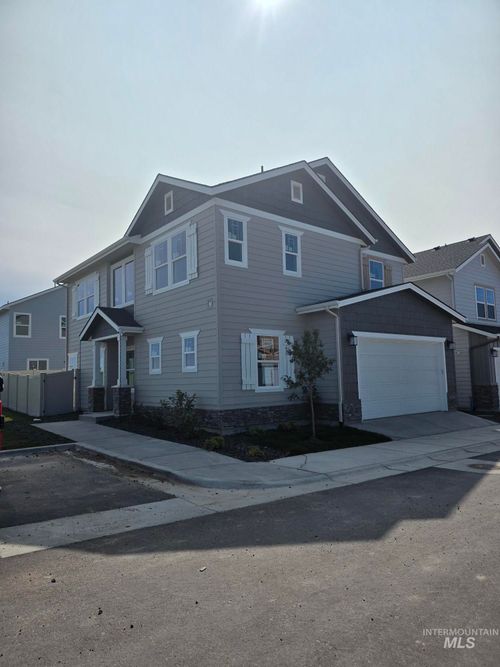 9488 S Stonefly Ave, Kuna, ID, 83634-1811 | Card Image
