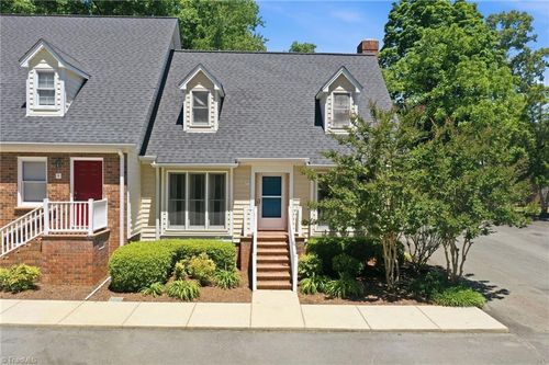10-1121 Sherwood Dr, Burlington, NC, 27215-3594 | Card Image