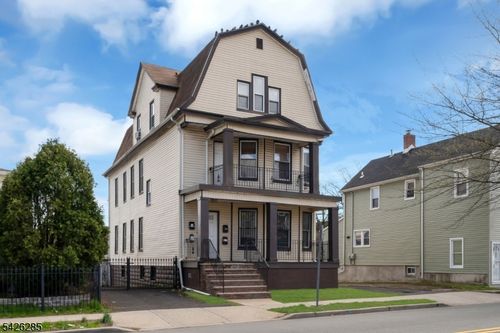 202 Sanford St, East Orange, NJ, 07018-1137 | Card Image