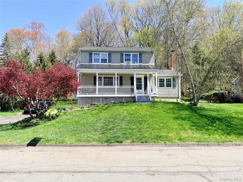 8 Noel Ct, Brewster, NY, 10509-4105 | Card Image