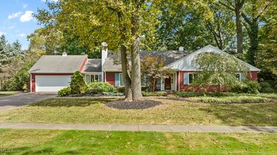 2520 Belleflower Drive, House other with 5 bedrooms, 3 bathrooms and null parking in Alliance OH | Image 1