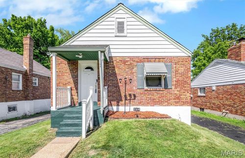 1164 Ursula Ave, Saint Louis, MO, 63130-2438 | Card Image