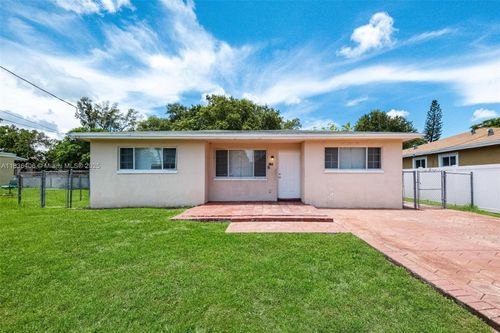 312 Sw 2nd Ter, Hallandale Beach, FL, 33009-6308 | Card Image