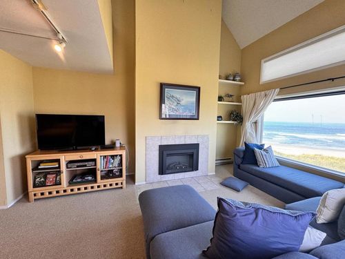 304-101 Shell Dr, La Selva Beach, CA, 95076-9632 | Card Image