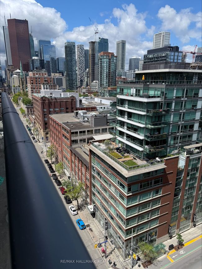 1508 - 39 Sherbourne St, Condo with 2 bedrooms, 1 bathrooms and 1 parking in Toronto ON | Image 12