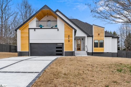 219 Craigo Creek Ct, Fountain Inn, SC, 29644-9230 | Card Image