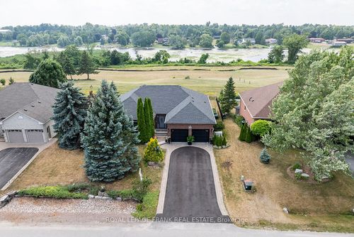 202 Southcrest Dr, Kawartha Lakes, ON, L0C1G0 | Card Image