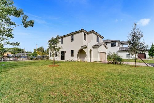 13145 Addilyn Ct, Davie, FL, 33325-4305 | Card Image