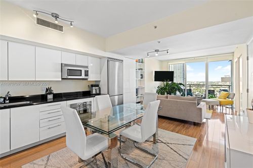 apt-3409-92 Sw 3rd St, Miami, FL, 33130-3370 | Card Image