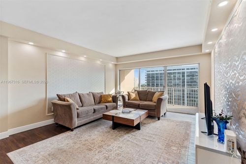 apt-9g-1985 S Ocean Dr, Hallandale Beach, FL, 33009-5988 | Card Image