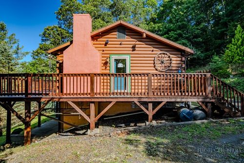 162 Twin Oaks Dr, West Jefferson, NC, 28694-8006 | Card Image
