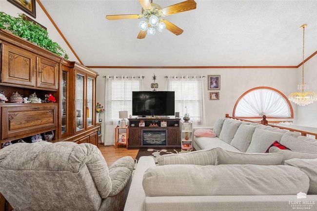 1920 Apache Dr, House other with 3 bedrooms, 3 bathrooms and null parking in Junction City KS | Image 22