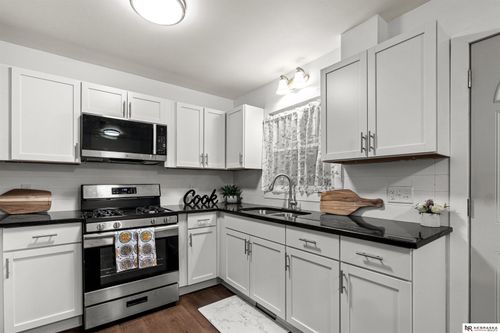 5004 N 48th St, Omaha, NE, 68104-2418 | Card Image