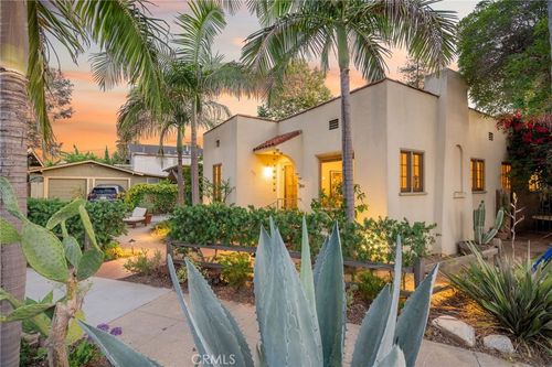 791 Orizaba Ave, Long Beach, CA, 90804-4942 | Card Image
