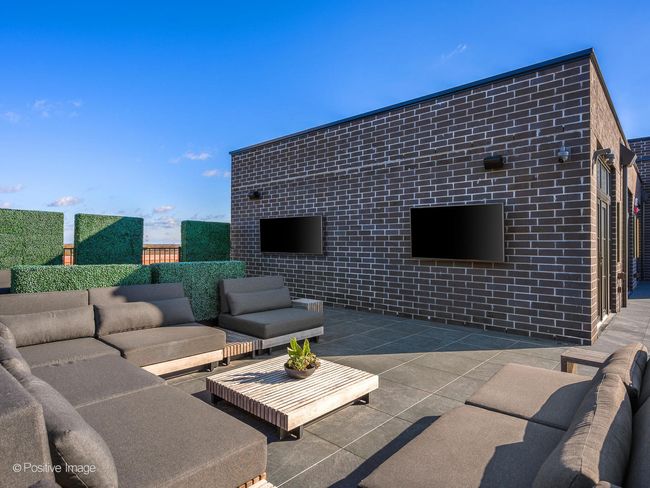 206 - 11 W Prospect Ave, Condo with 1 bedrooms, 1 bathrooms and 1 parking in Mount Prospect IL | Image 22