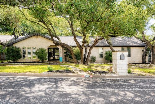 9309 Cedar Forest Dr, Austin, TX, 78750-2913 | Card Image
