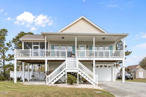 236 Hickory Shores Dr, Newport, NC, 28570-8066 | Card Image