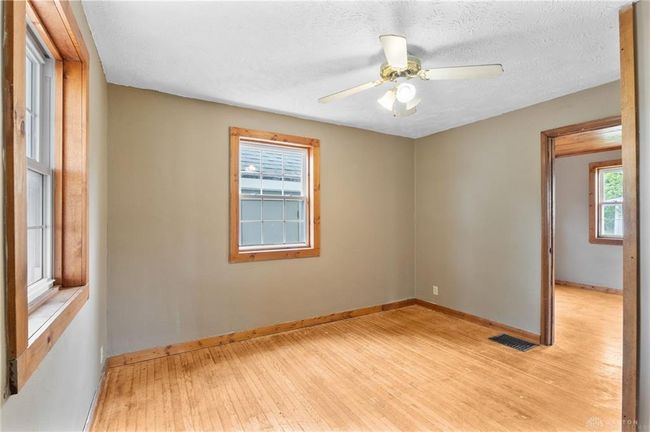 700 James St, House other with 3 bedrooms, 2 bathrooms and null parking in Springfield OH | Image 6