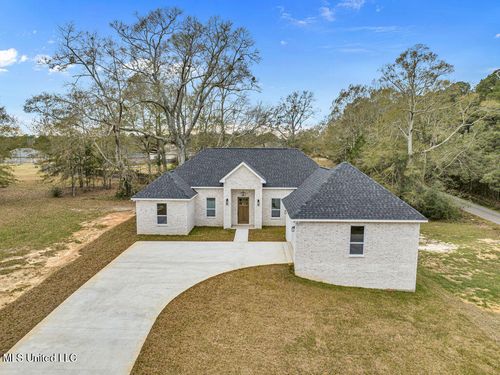 61 Forrest View Drive, Carriere, MS, 39426 | Card Image