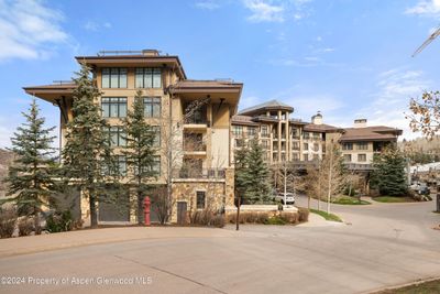 306-AND-308 - 130 Wood Road, Condo with 3 bedrooms, 2 bathrooms and null parking in Snowmass Village CO | Image 2