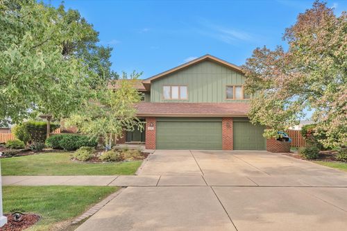 8543 Brookside Glen Dr, Tinley Park, IL, 60487-7043 | Card Image