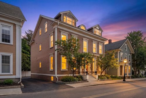 apt-3-314 Islington St, Portsmouth, NH, 03801-4235 | Card Image