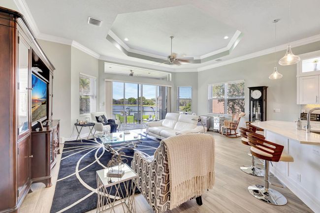8640 Via Avellino, House other with 3 bedrooms, 2 bathrooms and null parking in Lake Worth FL | Image 13