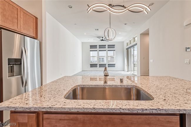 639 Grey Saker St, Townhouse with 4 bedrooms, 4 bathrooms and null parking in Las Vegas NV | Image 15