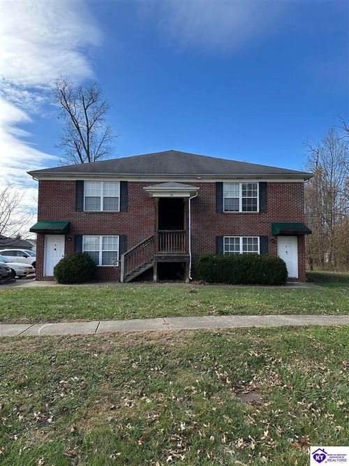 115 Kenilworth Ct, Radcliff, KY, 40160-8126 | Card Image