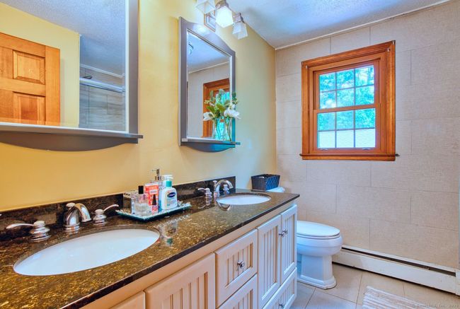 26 Lighthouse Hill Rd, House other with 4 bedrooms, 3 bathrooms and null parking in Windsor CT | Image 25