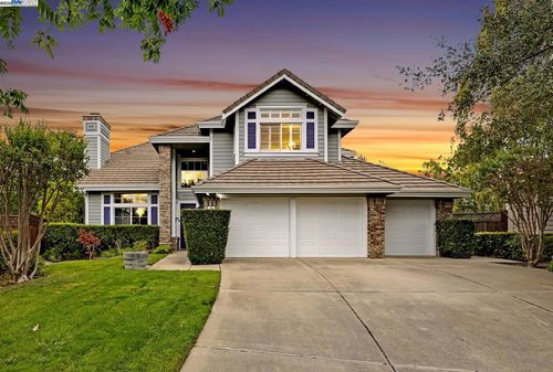 488 Montori Ct, Pleasanton, CA, 94566-6382 | Card Image