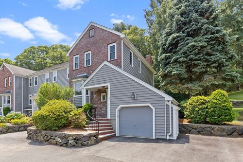 apt-5d-84 Walpole St, Canton, MA, 02021-1837 | Card Image