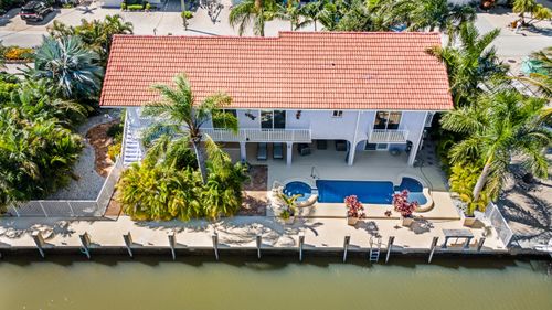 850 63rd Street Ocean W, Marathon, FL, 33050-2742 | Card Image