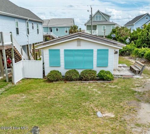 111 E Terminal Blvd, Atlantic Beach, NC, 28512-5405 | Card Image