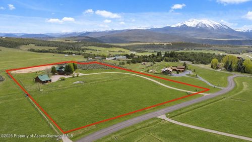 3 Red Wing Ln, Carbondale, CO, 81623-8821 | Card Image