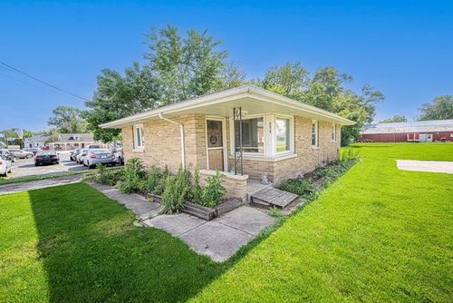 6678 S State Route 1, Saint Anne, IL, 60964-5267 | Card Image