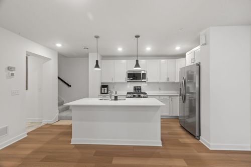 3040 Cedar St, Little Canada, MN, 55117-5526 | Card Image