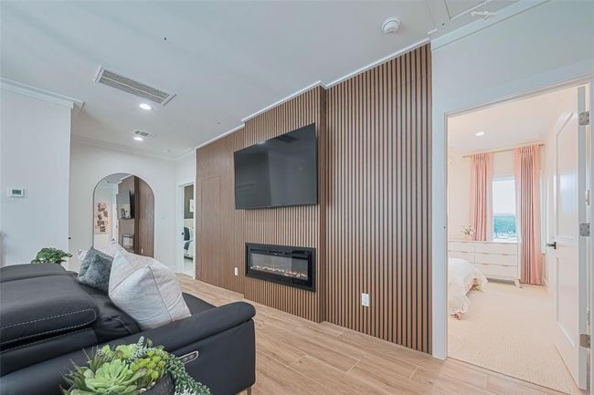 Photos shown are of a staged model home and are for illustrative purposes only. Actual features, finishes, and layout may vary depending on the selected upgrade packages. The builder reserves the right to make changes, substitutions, or modifications without prior notice. | Image 20