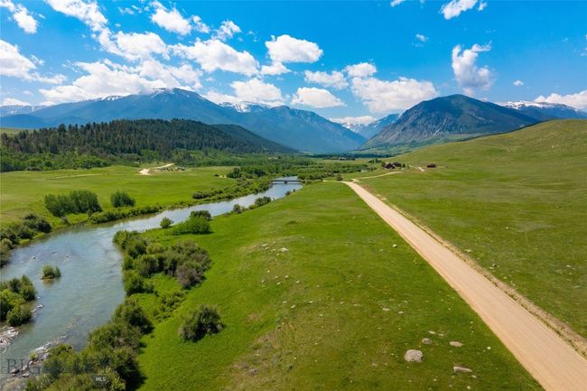 Upper E. Rosebud River at the Custer Natl Forest Canyon | Image 41
