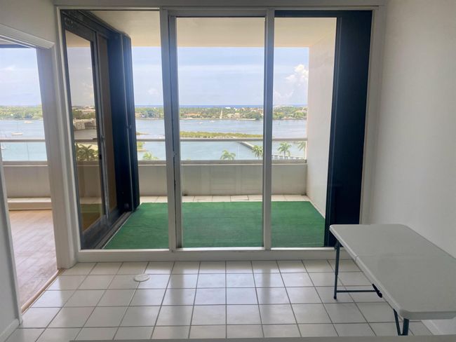 APT-10F - 529 S Flagler Dr, Condo with 2 bedrooms, 2 bathrooms and null parking in West Palm Beach FL | Image 17