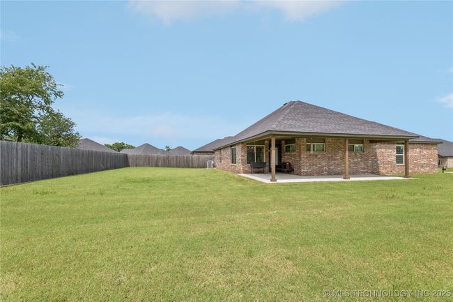 13936 S Ironwood Pl, House other with 3 bedrooms, 2 bathrooms and null parking in Glenpool OK | Image 26