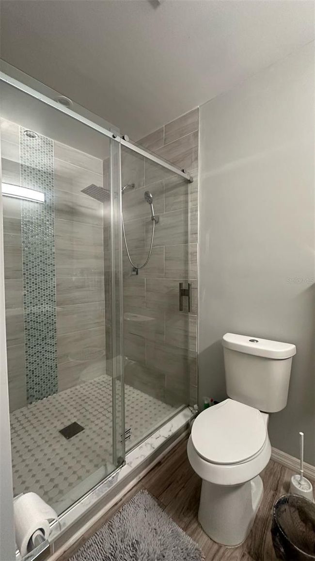 Master bathroom | Image 13