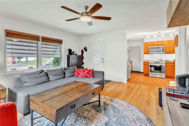 502 Haig St, House other with 2 bedrooms, 1 bathrooms and 1 parking in Ellwood City PA | Image 8