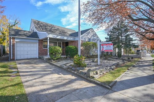 48 190th St, Fresh Meadows, NY, 11365-1207 | Card Image