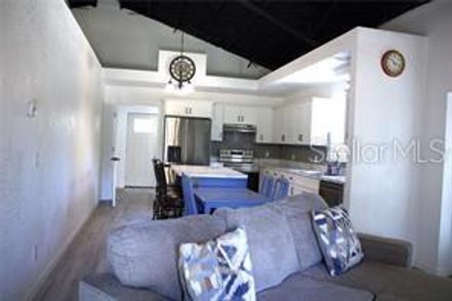 4030 Ne 140 Th Ct, House other with 2 bedrooms, 2 bathrooms and null parking in WILLISTON FL | Image 11